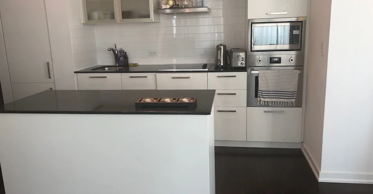 402-12 York Street, Toronto, ON, M5J 2Z2 - 3