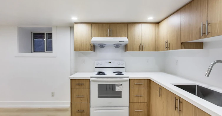 Bsmt-896 Bathurst Street, Toronto, ON, M5R 3G3 - 20