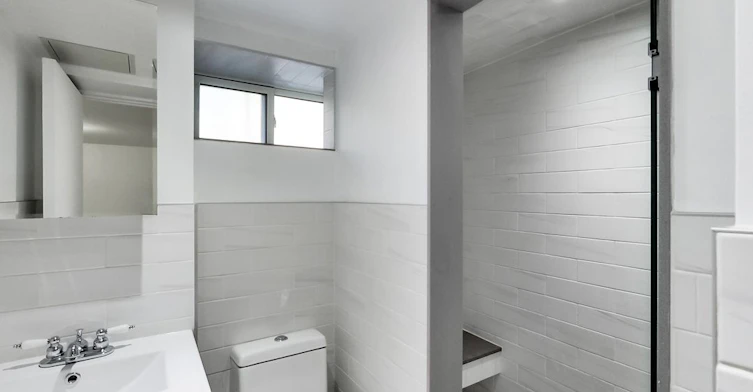 Bsmt-896 Bathurst Street, Toronto, ON, M5R 3G3 - 17