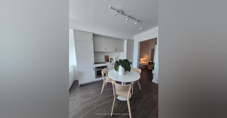 3215-88 Queen Street E, Toronto, ON, M5C 0B6