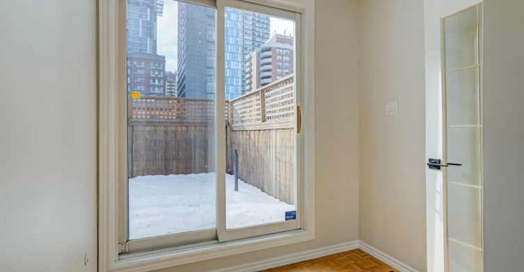 244 George Street, Toronto, ON, M5A 2N1 - 28