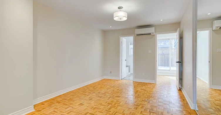 244 George Street, Toronto, ON, M5A 2N1 - 32