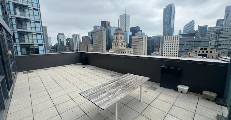 2002-210 Simcoe Street, Toronto, ON, M5T 0A9 - 11
