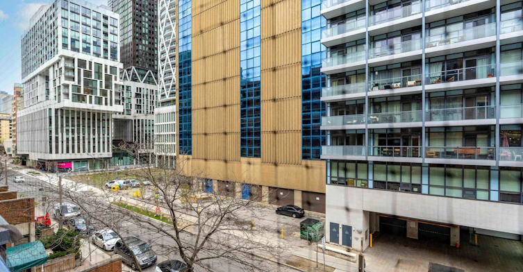 435-60 St Patrick Street, Toronto, ON, M5T 2X5 - 4