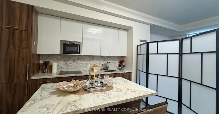 330 Richmond Street W, Toronto, ON, M5V 0M4 - 8