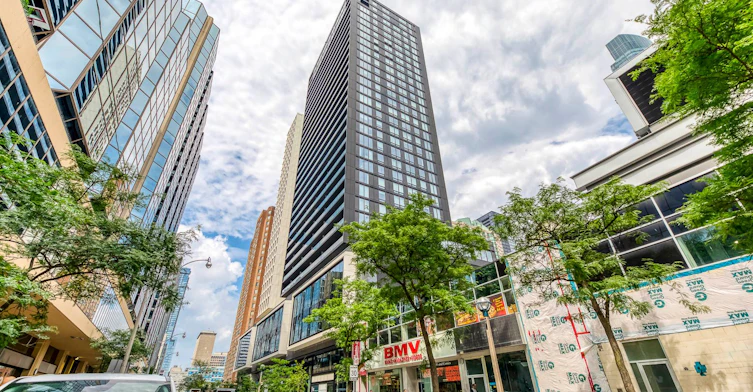 2612-20 Edward Street, Toronto, ON, M5G 1C9 - 3
