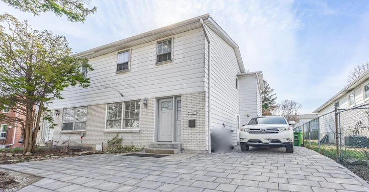 C-54 Tuscarora Drive, Toronto, ON, M2H 2K3