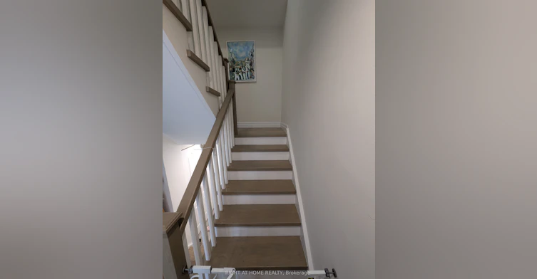 6 Broadpath Road, Toronto, ON, M3C 2B5 - 23