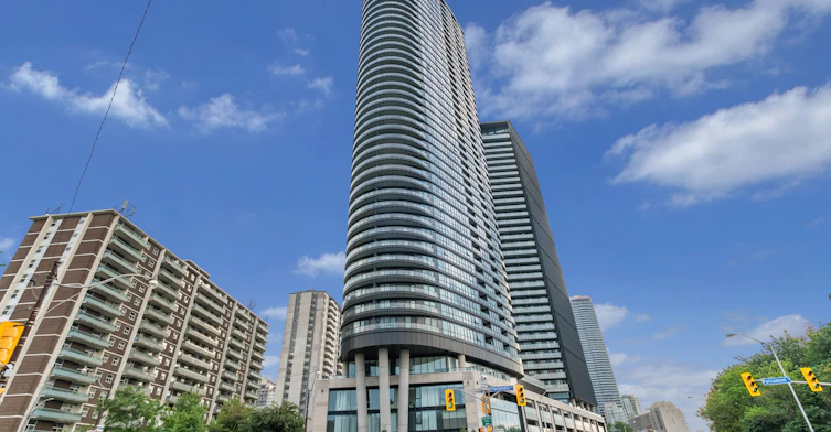1922-585 Bloor Street E, Toronto, ON, M4W 0B3