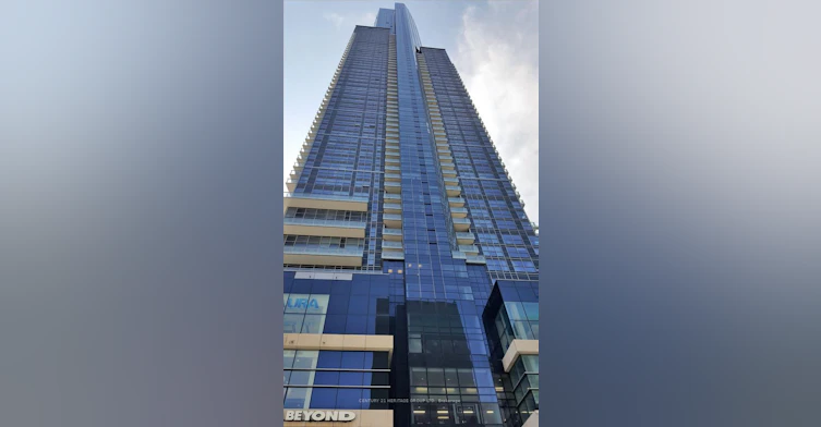 1124-386 Yonge Street, Toronto, ON, M5B 0A5