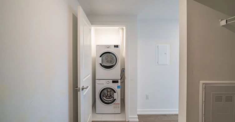 4304-395 Bloor Street E, Toronto, ON, M4W 1H7 - 8