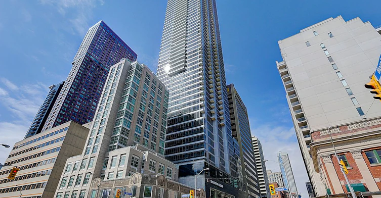 4304-395 Bloor Street E, Toronto, ON, M4W 1H7
