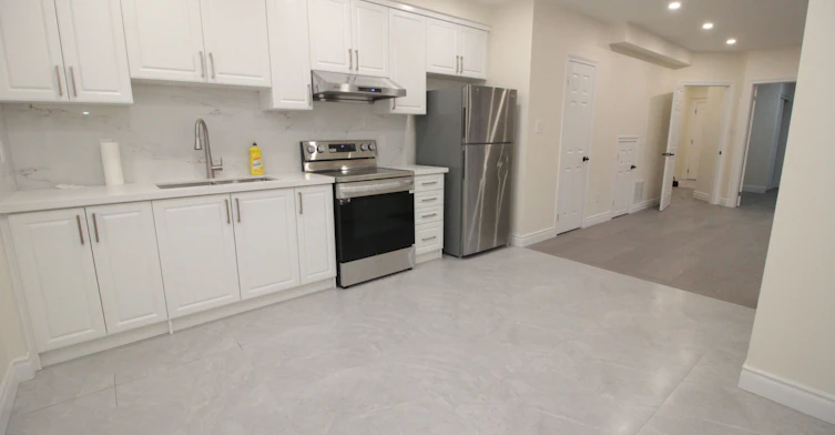 MAIN FLOOR-18 Roxton Road, Toronto, ON, M6J 2Y2 - 6