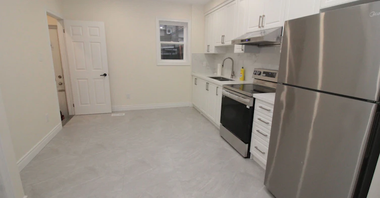 MAIN FLOOR-18 Roxton Road, Toronto, ON, M6J 2Y2 - 5