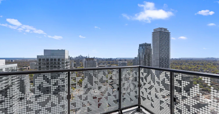 1901-101 Roehampton Avenue, Toronto, ON, M4P 2W2 - 19