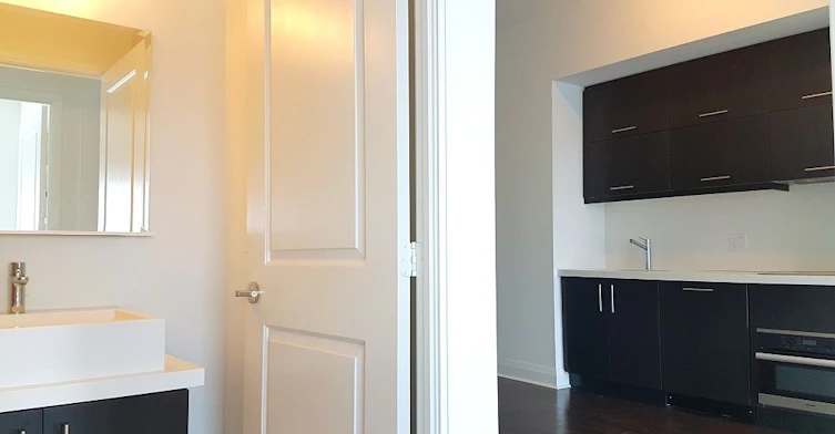 3803-65 St Mary Street, Toronto, ON, M5S 0A6 - 6