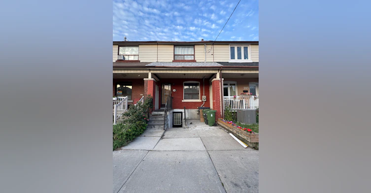 2-285 Oakwood Avenue, Toronto, ON, M6E 2V3