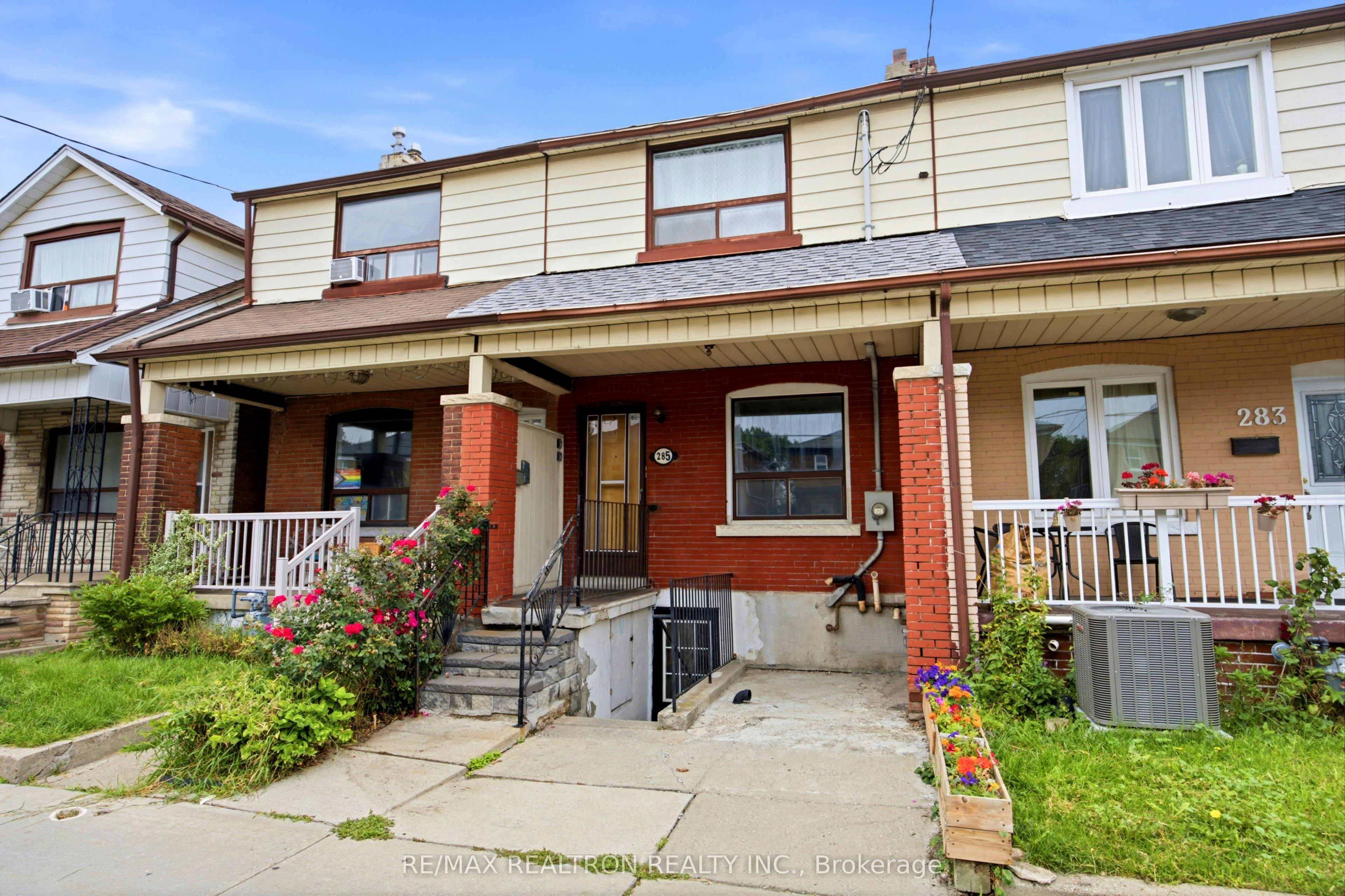 2-285 Oakwood Avenue, Toronto, ON, M6E 2V3