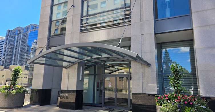 810-8 Hillcrest Avenue, Toronto, ON, M2N 6Y6 - 2