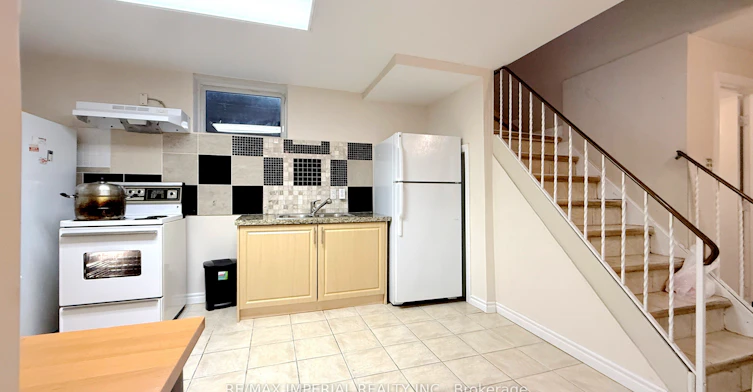95 Pleasant View Drive, Toronto, ON, M2J 3R2 - 7