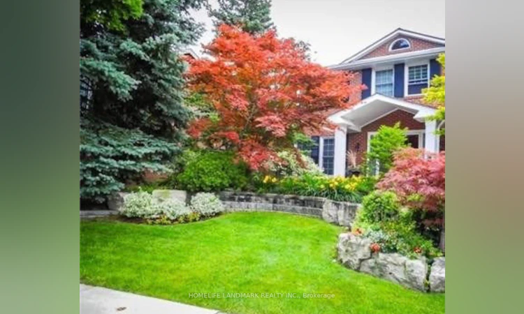 15 Tofino Crescent