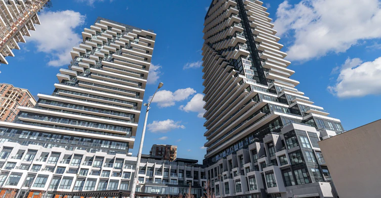 2307-30 Inn ON The Park Drive, Toronto, ON, M3C 0P8