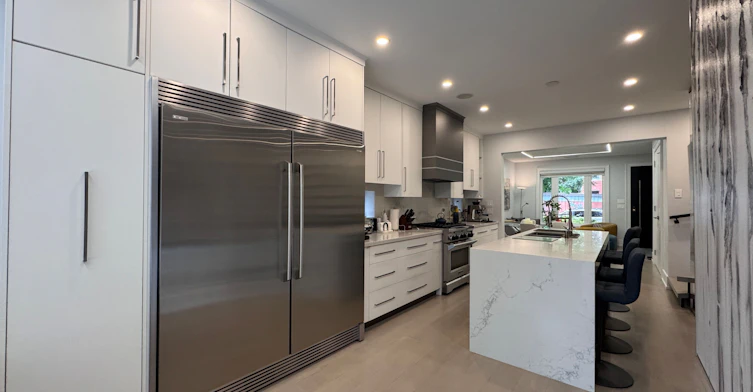 17 Hocken Avenue, Toronto, ON, M6G 2K1 - 2