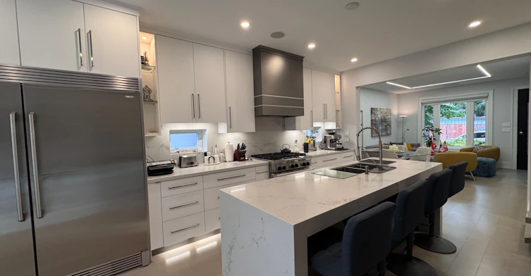 17 Hocken Avenue, Toronto, ON, M6G 2K1 - 3