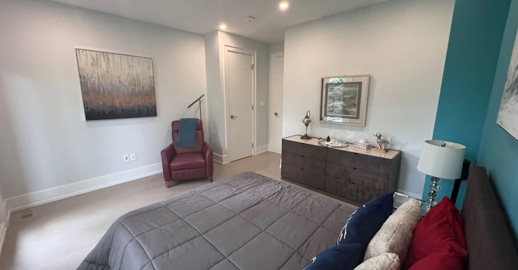 17 Hocken Avenue, Toronto, ON, M6G 2K1 - 26