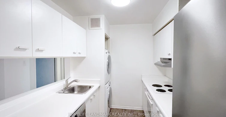 2112-1055 Bay Street, Toronto, ON, M5S 3A3 - 4