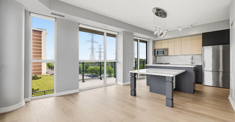 307-3237 Bayview Avenue, Toronto, ON, M2K 0G1