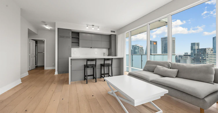4204-1080 Bay Street, Toronto, ON, M5S 0A5 - 5