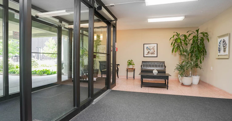 111-70 Old Sheppard Avenue, Toronto, ON, M2J 3L6 - 3