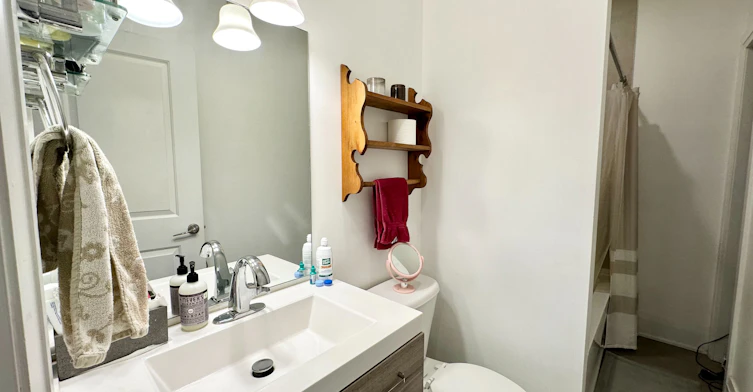 2-543 Palmerston Boulevard, Toronto, ON, M6G 2P4 - 11