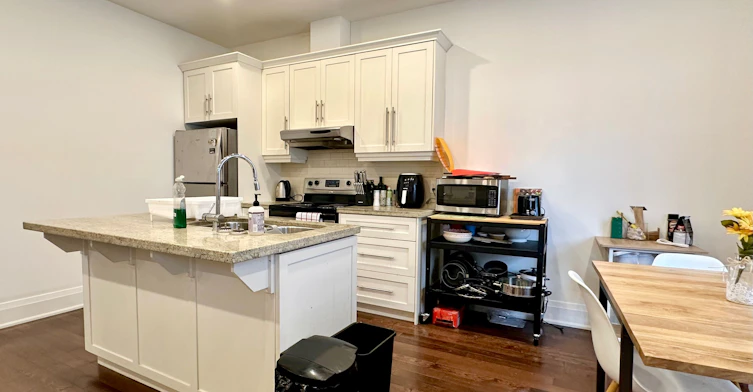 2-543 Palmerston Boulevard, Toronto, ON, M6G 2P4 - 5