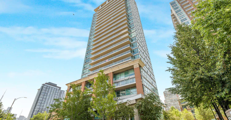 209-80 Western Battery Road, Toronto, ON, M6K 3S1