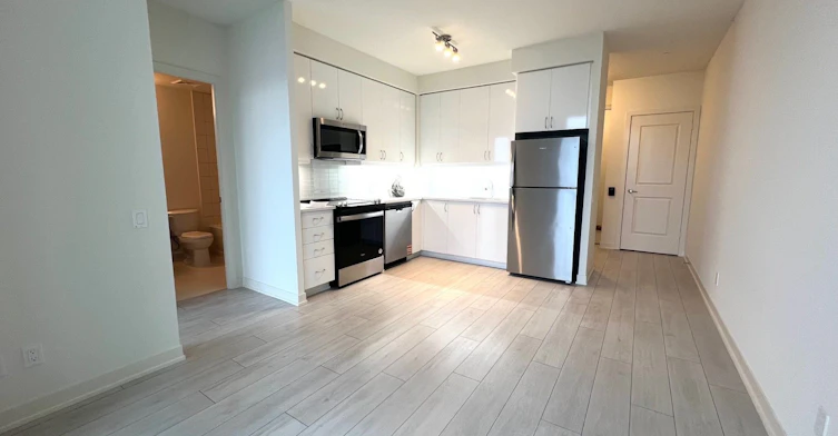 3207-4955 Yonge Street, Toronto, ON, M2N 0L8 - 2