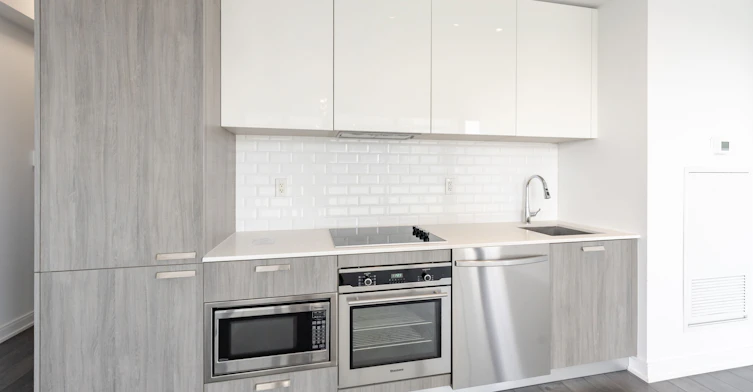 2715-50 Charles Street E, Toronto, ON, M4Y 0C3 - 13