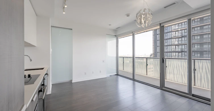 2715-50 Charles Street E, Toronto, ON, M4Y 0C3 - 9