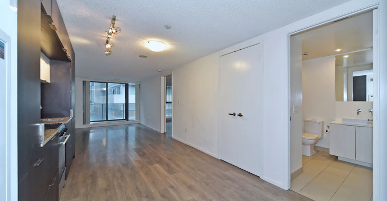 701-159 Dundas Street E, Toronto, ON, M5B 1E4 - 14