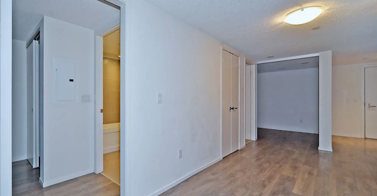 701-159 Dundas Street E, Toronto, ON, M5B 1E4 - 23