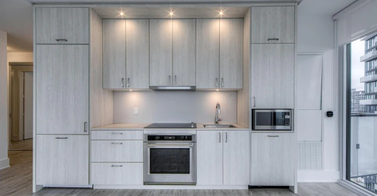 1812-470 Front Street W, Toronto, ON, M5V 0V6 - 2