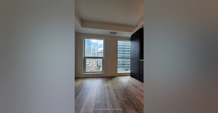 901-327 King Street W, Toronto, ON, M5V 0W7 - 6