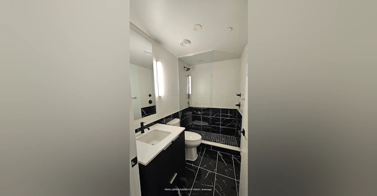 901-327 King Street W, Toronto, ON, M5V 0W7 - 10