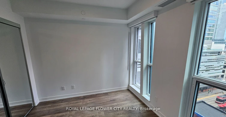 901-327 King Street W, Toronto, ON, M5V 0W7 - 9