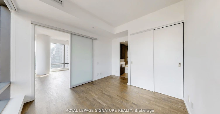 610-5 St. Joseph Street, Toronto, ON, M4Y 0B6 - 24