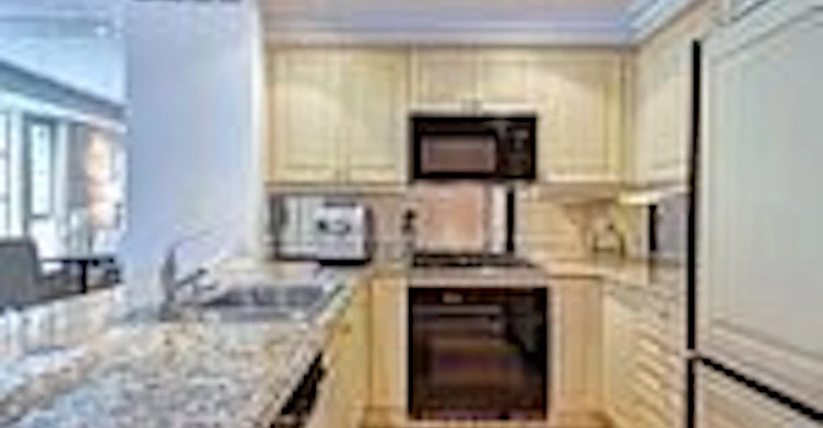 407-33 Delisle Avenue, Toronto, ON, M4V 3C7 - 9