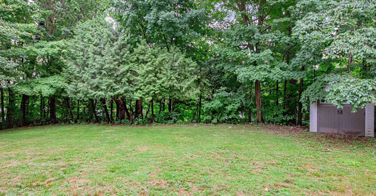 33 Warlock Crescent, Toronto, ON, M2K 2H8 - 33