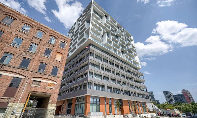 421-9 Tecumseth Street