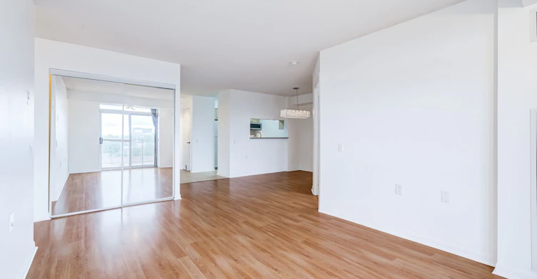 622-650 Lawrence Avenue W, Toronto, ON, M6A 3E8 - 9